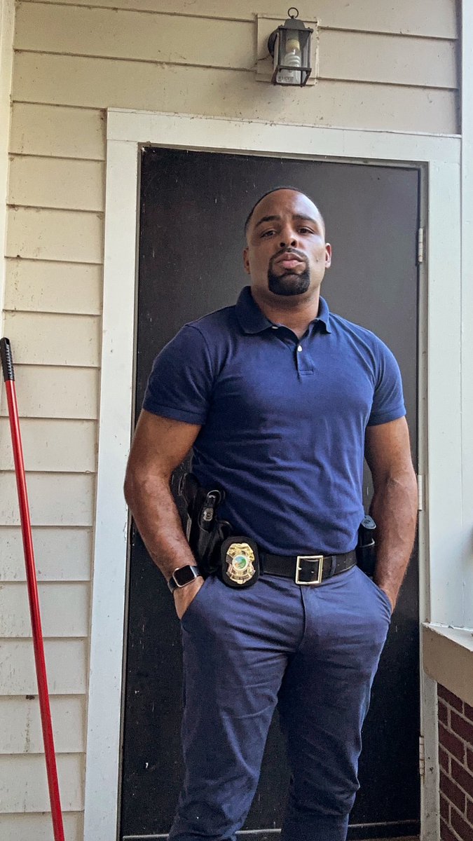 Black.success tweet media