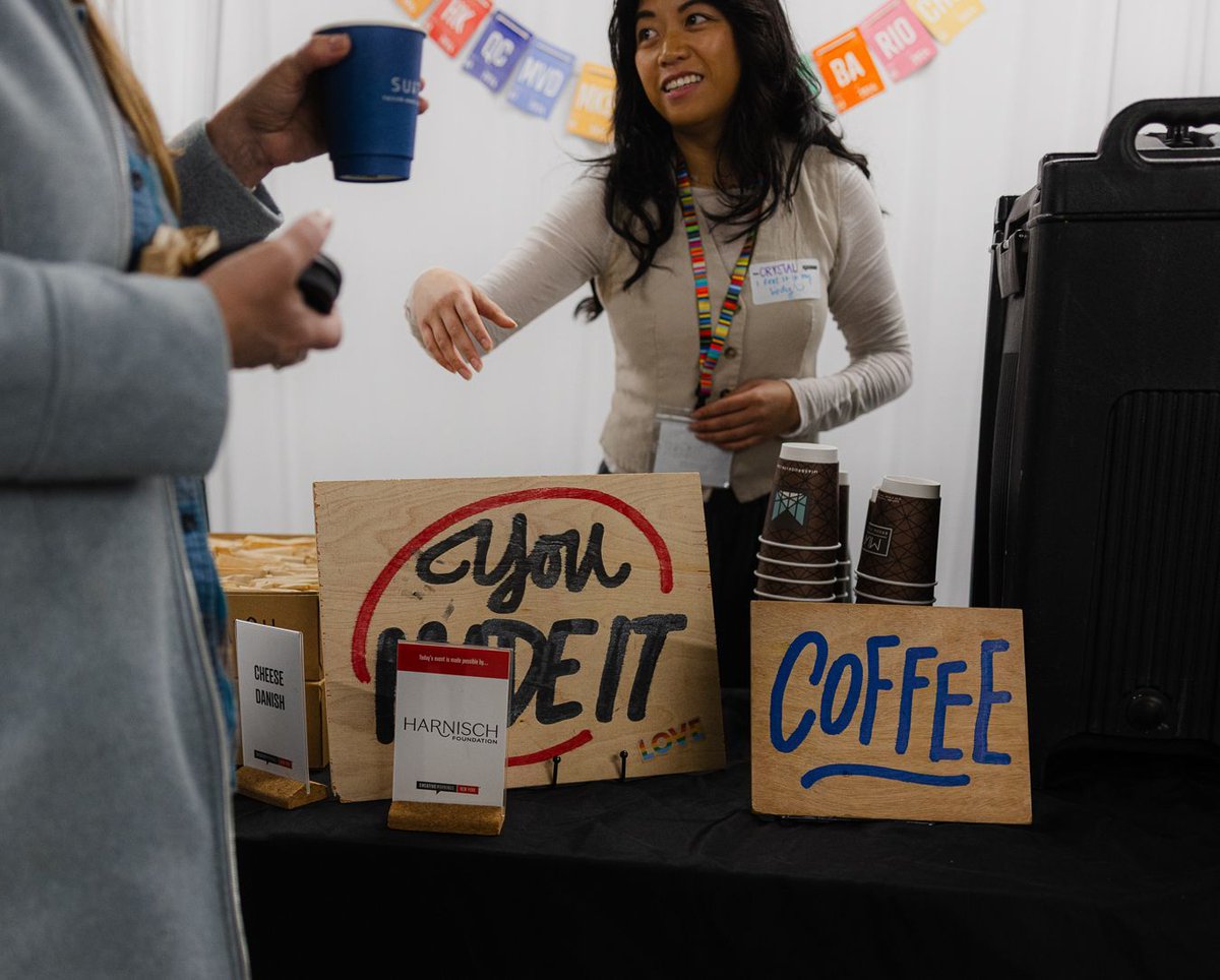 NewYork_CM's tweet image. We love our volunteers! 🙌  #CMNYC #CMcamino