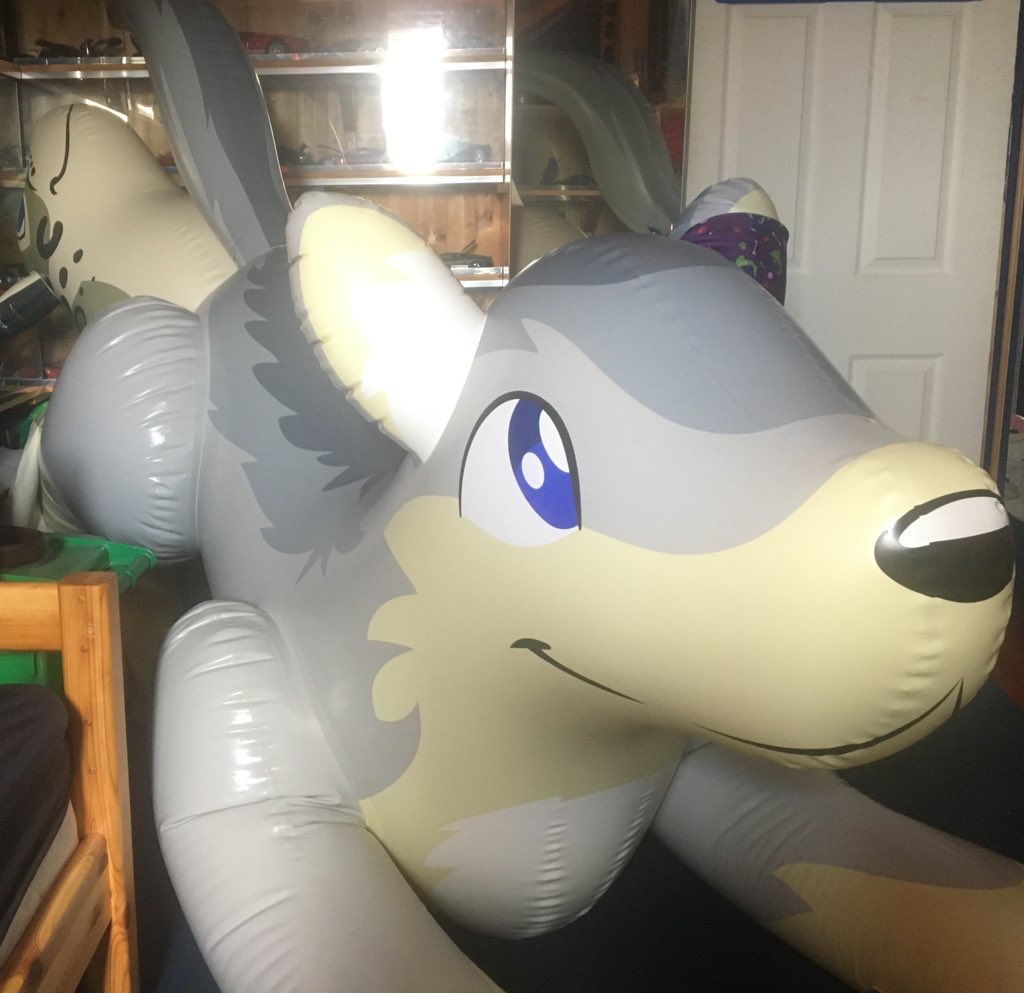 SqueakLovingPup tweet media