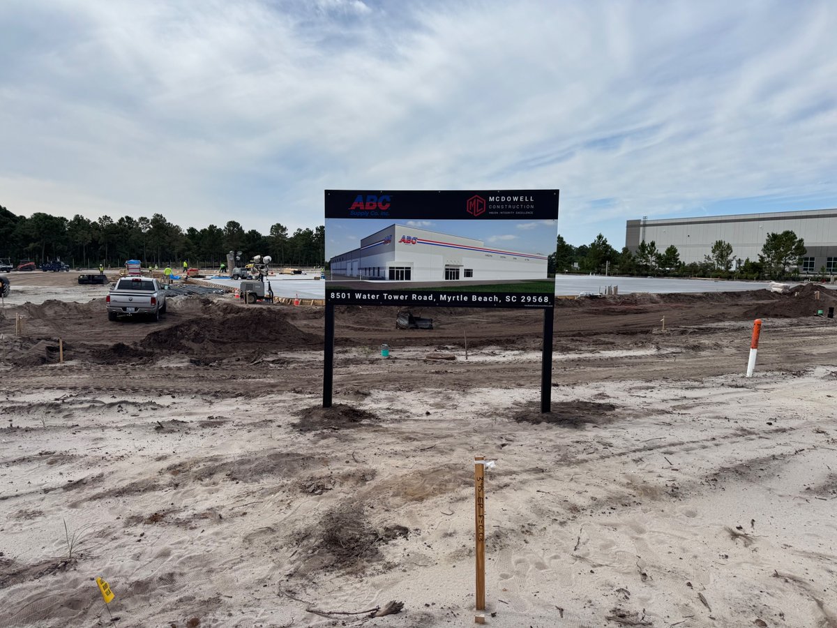 McDowellConst's tweet photo. Project Update: McDowell Construction is making strong progress on the new ABC Supply facility at 8501 Water Tower Rd in North Myrtle Beach, SC. The 55,000 sq ft warehouse &amp; office project remains on track as work continues toward 2026 completion.
#ABCSupply #McDowellConstruction https://t.co/0vO5aPt7gu