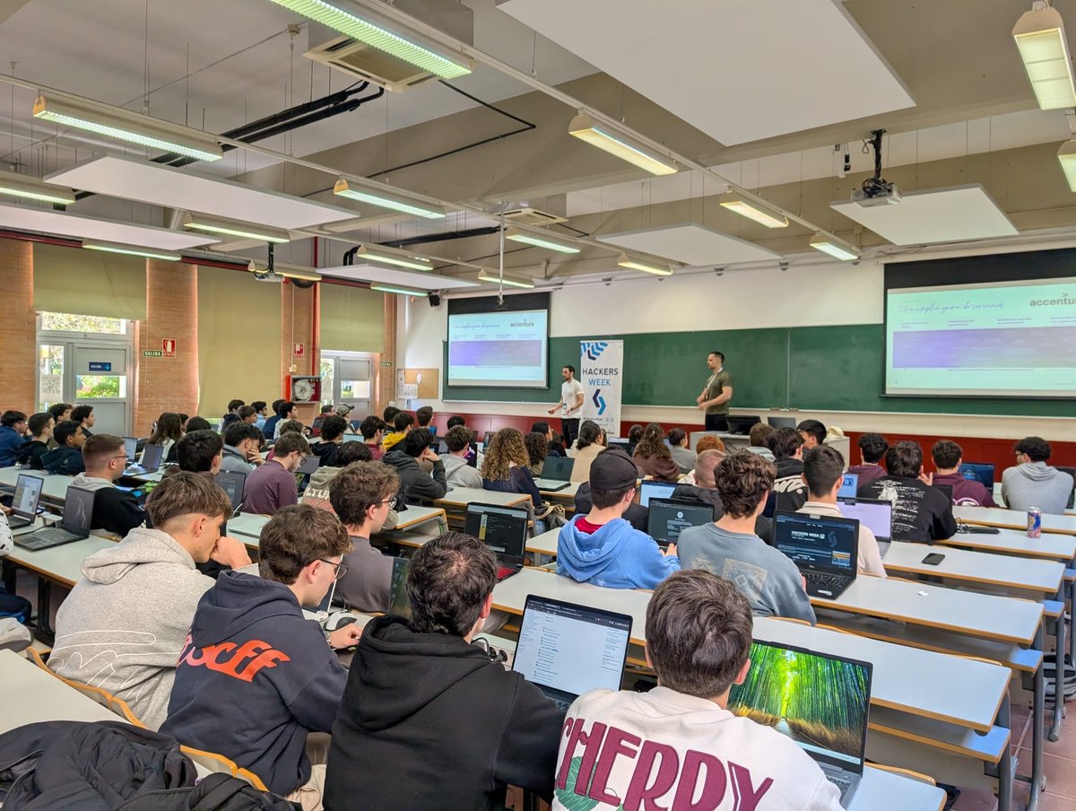 ETSI Informática UMA tweet media