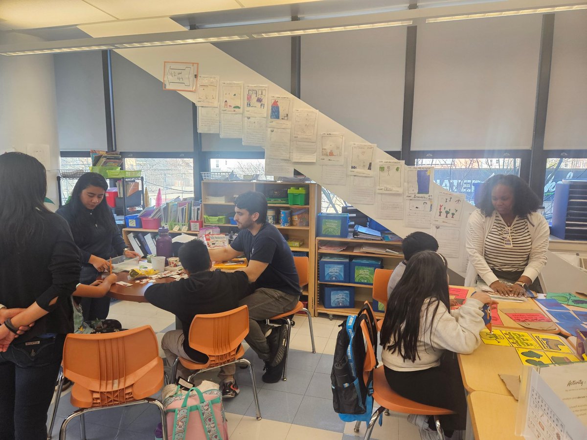 Learners & Leaders- PS 305Q tweet media