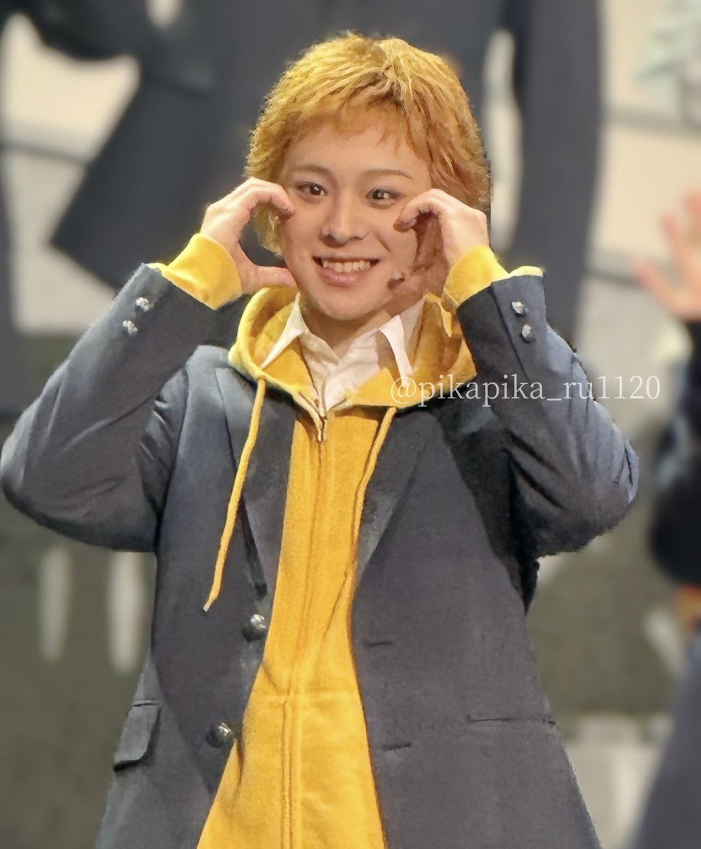 𝓜𝓸𝓮 tweet media