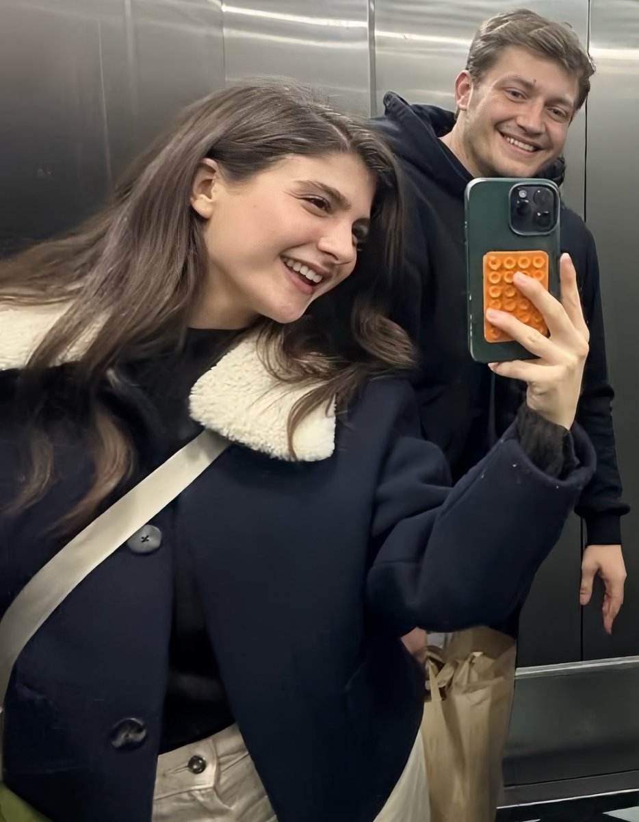 merabaaya's tweet photo. Kız bu uyumu nasıl kaçırdın sen, orelden sonra fav cifttir #isfer. Şu uyuma bir bak maşallah #isfer ime🥹 https://t.co/lN6b68lw4X