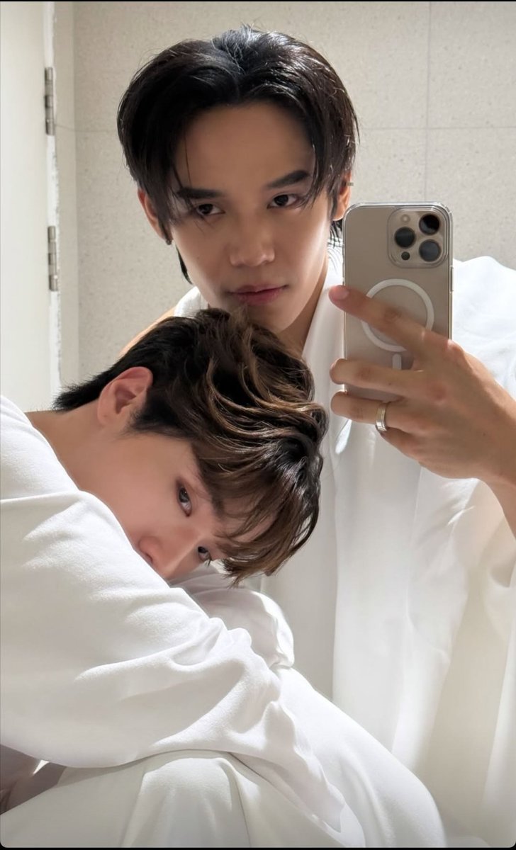 Xalixion_'s tweet image. Esta es mi favorita, bueno básicamente todas lo son 💫💫💫☀️☀️☀️
#FoureverYou2EP10
#NgernOat