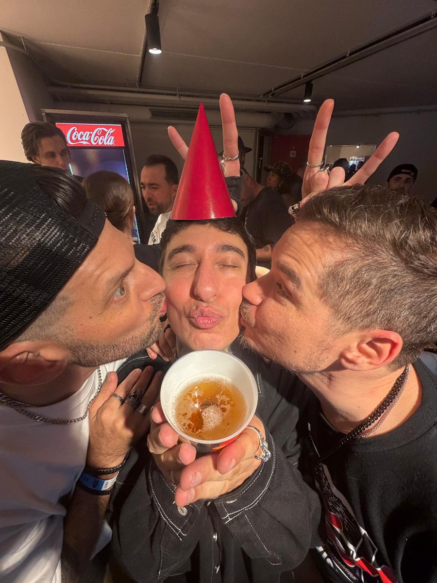 Modestep tweet media