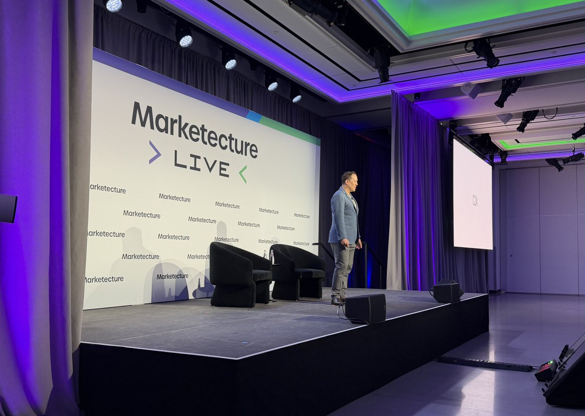 Ari Paparo tweet media