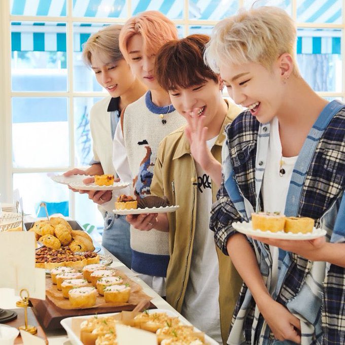 빵에 인사하능 디노 다시봐도 기여움