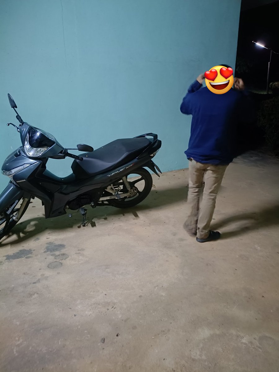 ตอง. (ทวิตเก่าโดนแบน) tweet media