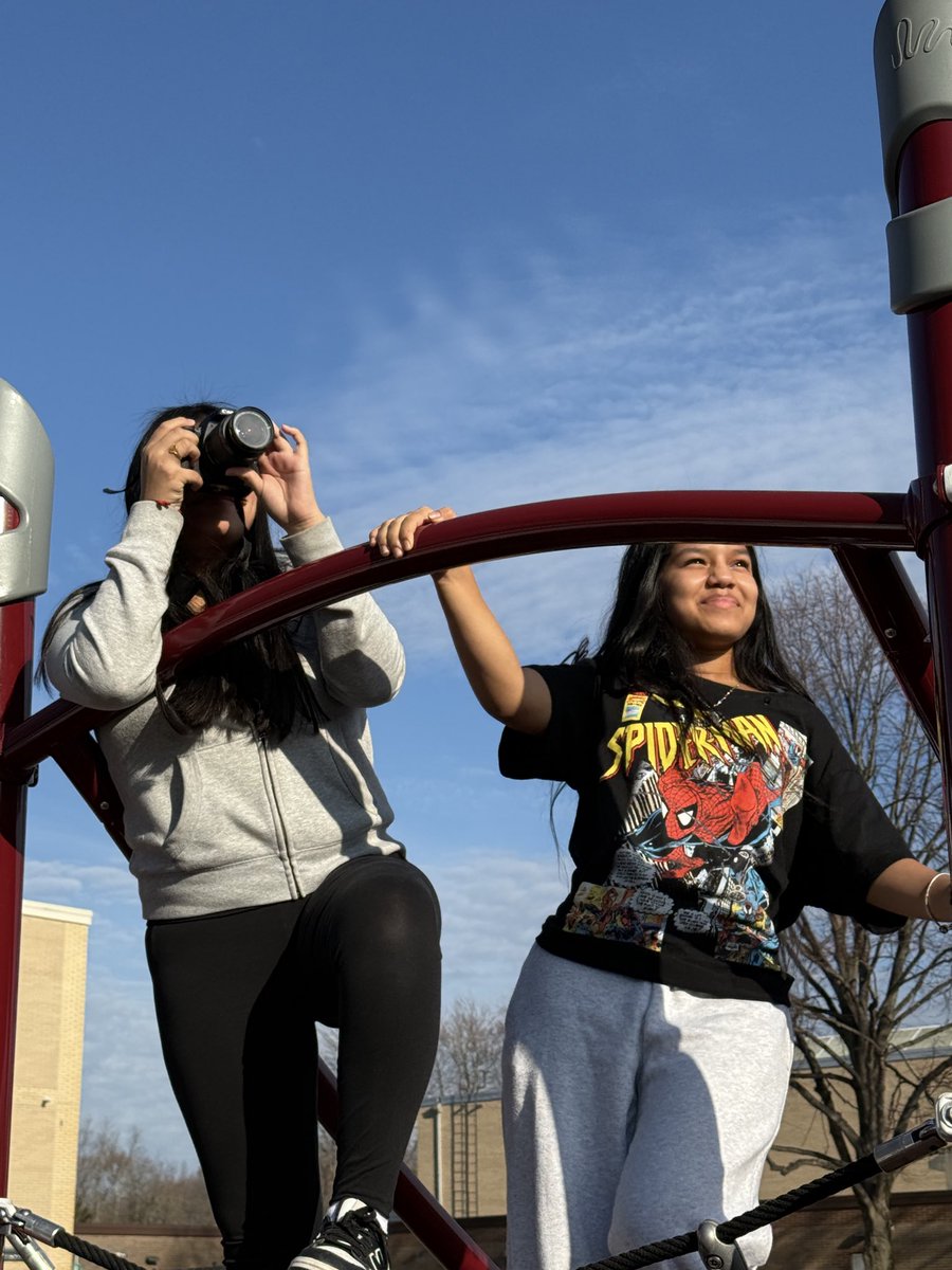 Mr. Quiroga tweet media