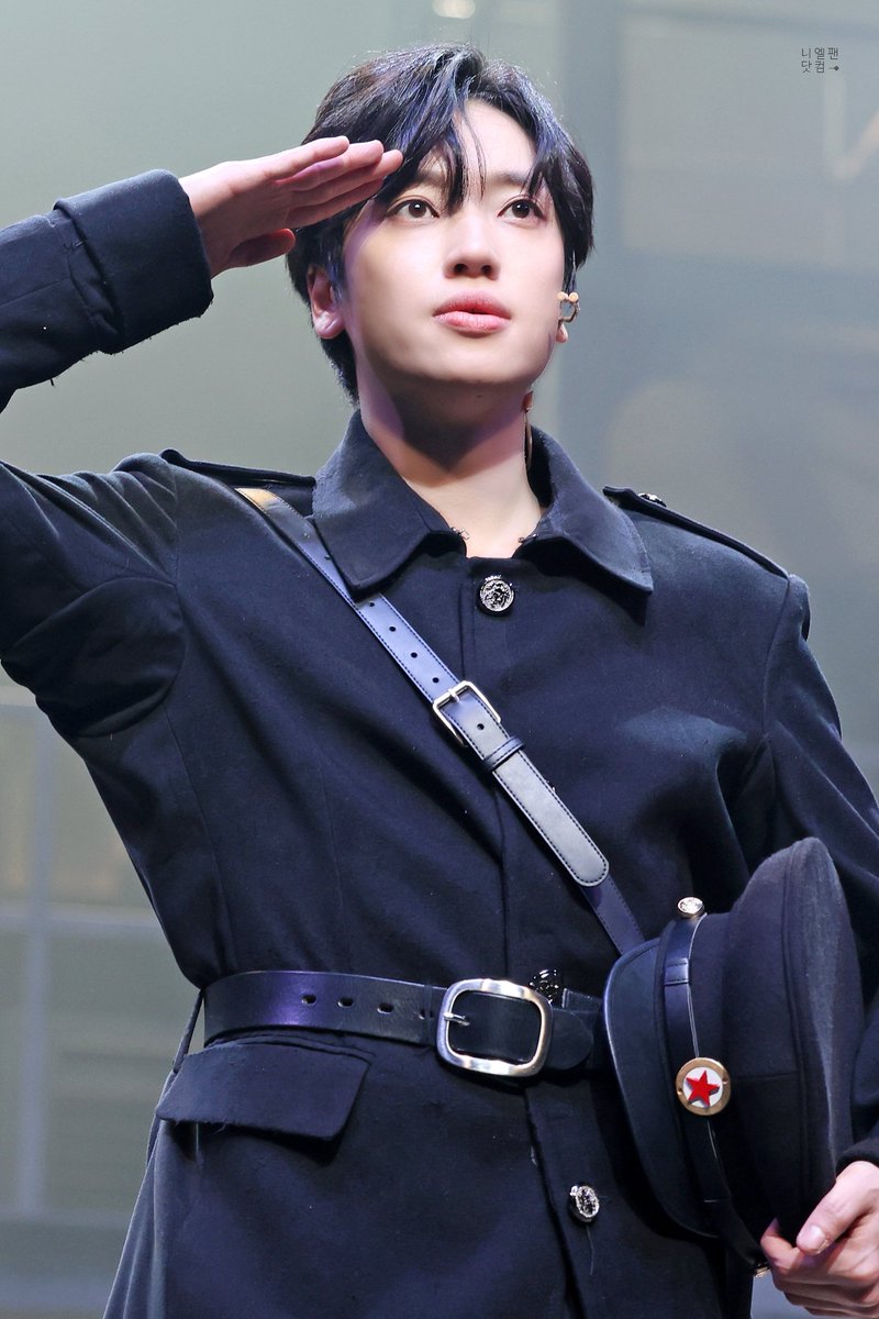 니엘팬닷컴 tweet media