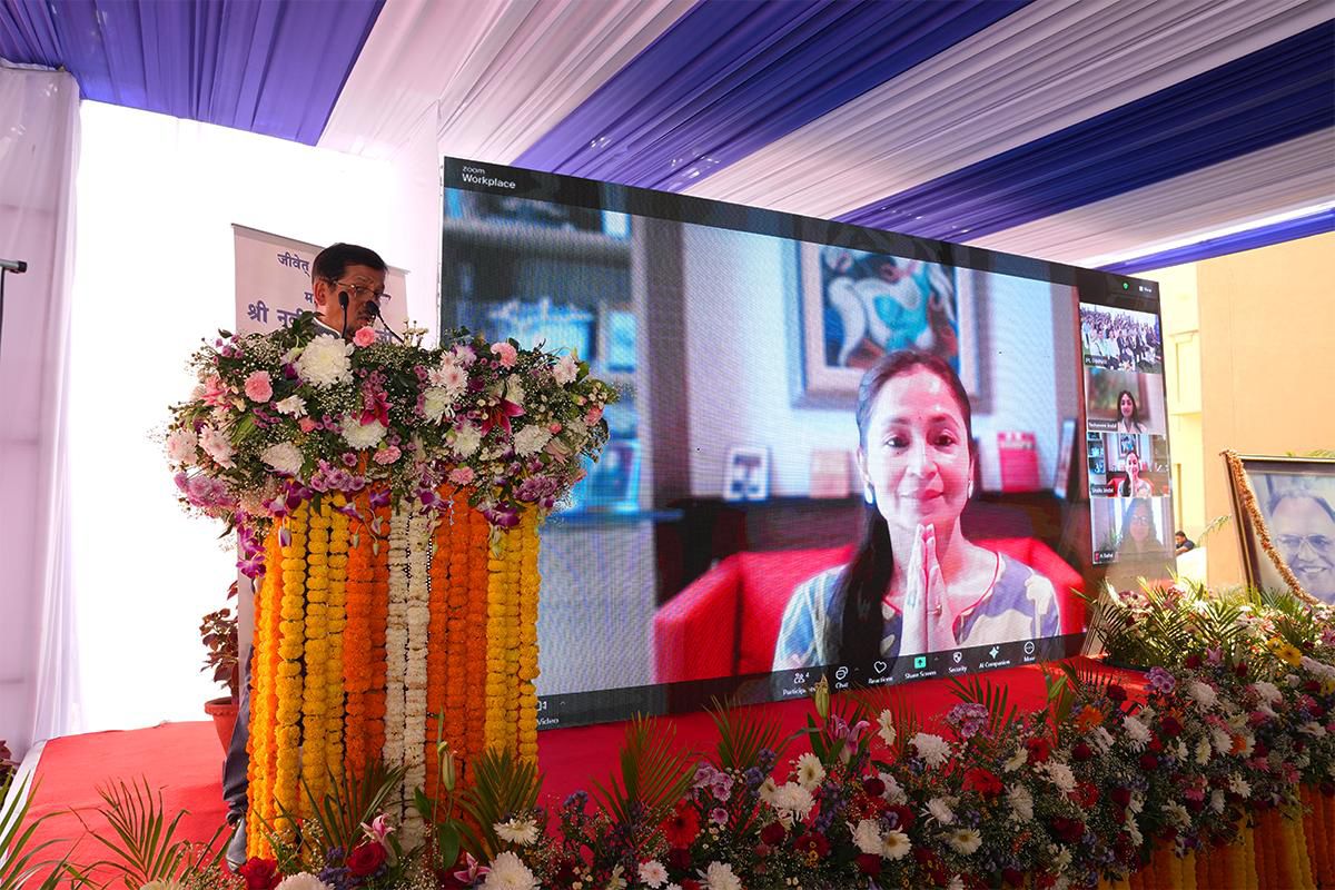 Jindal Foundation tweet media