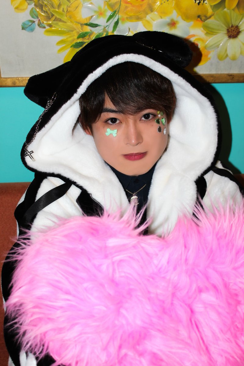 おかき＠OKAKI tweet media