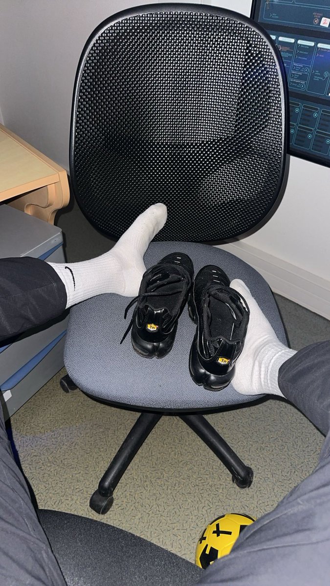 Maitre Adrien 🖕🏻💶 tweet media