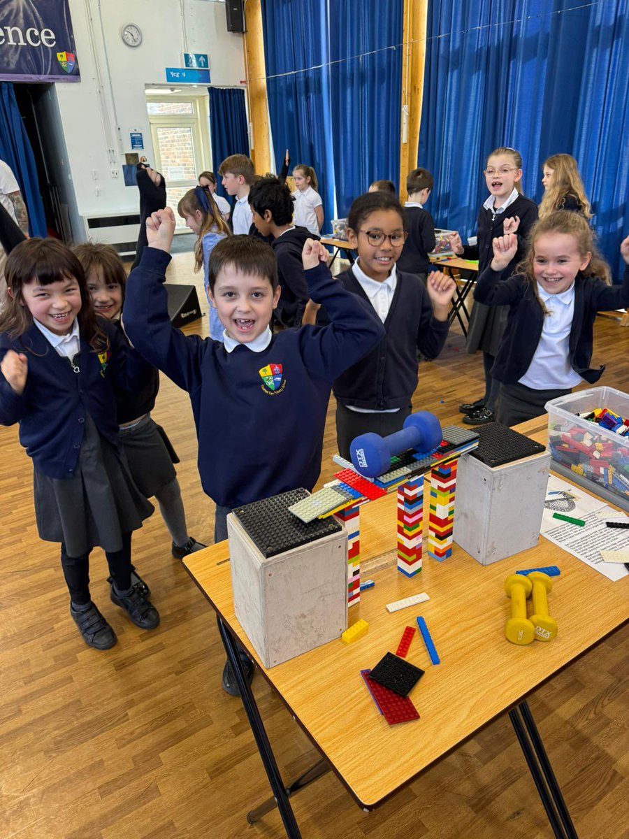 Thames View Primary School tweet media