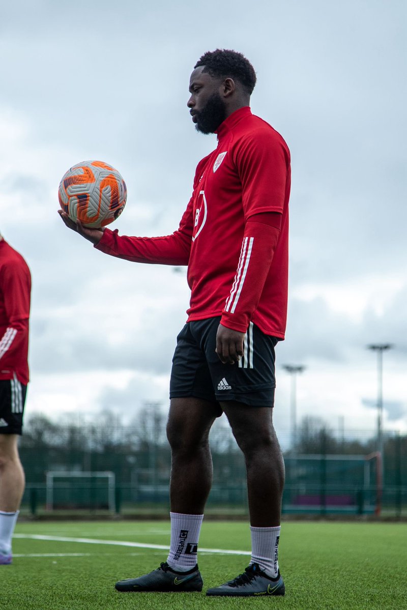 Barry Town United 🏆 tweet media