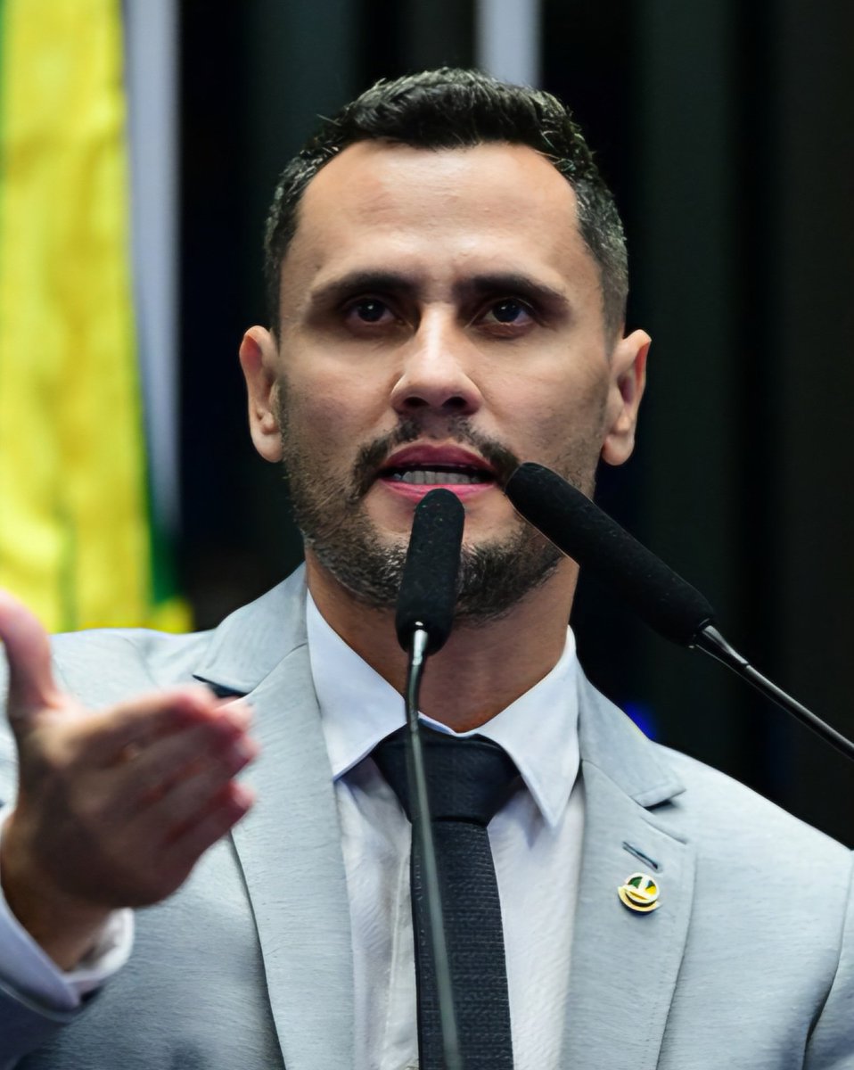 RT do Brasil tweet media