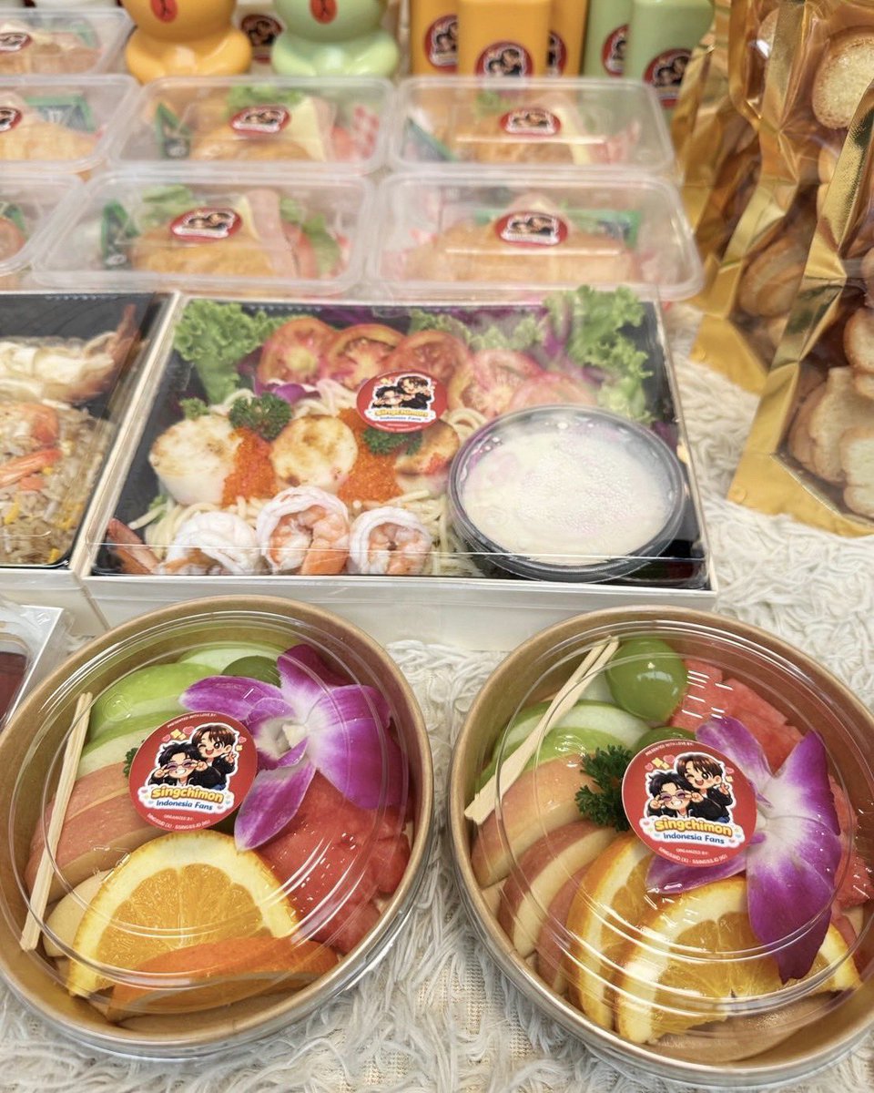 kringklong's tweet image. Food support for K.Sing &amp;amp; K.Chimon from interfans ka 🍱❣️ Thank you so much everyone for your orders with us. 😊
#DareYouToDeathFinalEP
#SingChimon

☎️ Tel. 095-1244644
📱 Line. @Kringklong64
#foodsupport #kringklongfoodbox