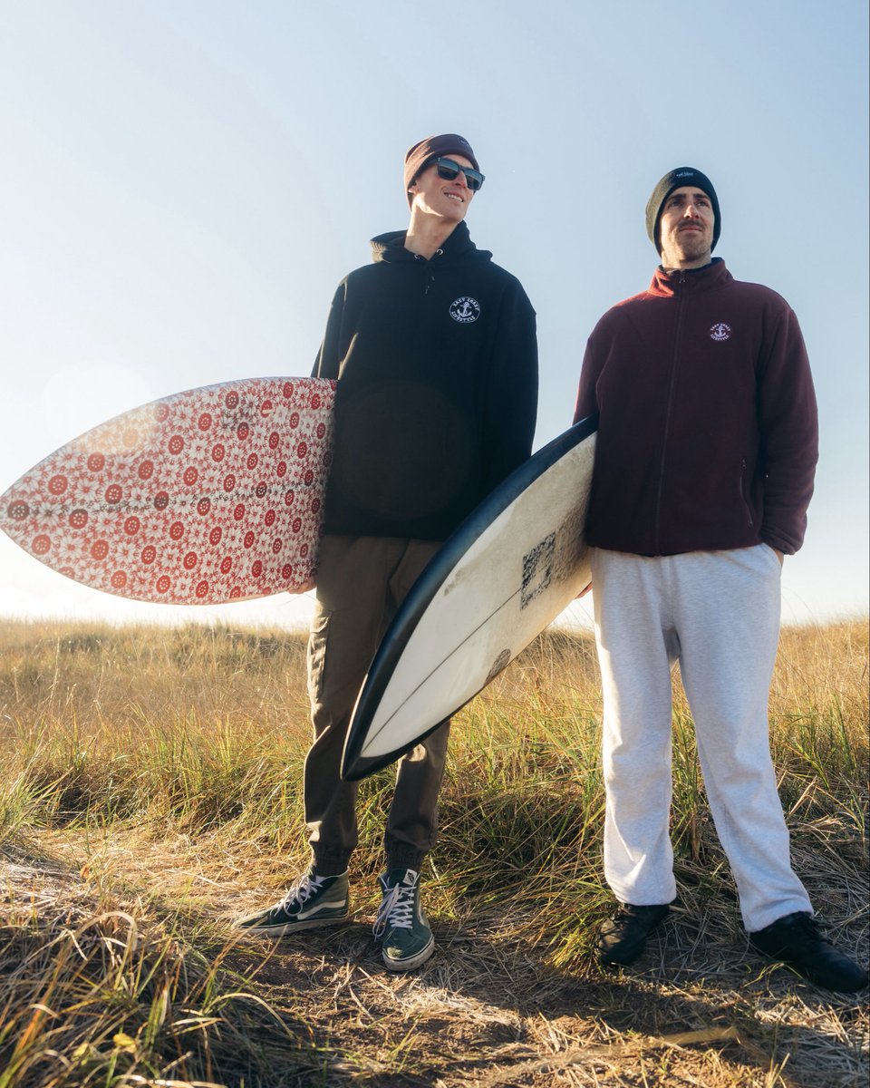 EASTCOASTLIFEST's tweet image. Winter waves 🌊 Gotta love Nova Scotia winter surfing 🏄‍♂️ EASTCOASTLIFESTYLE.com #surf #novascotia #surfing