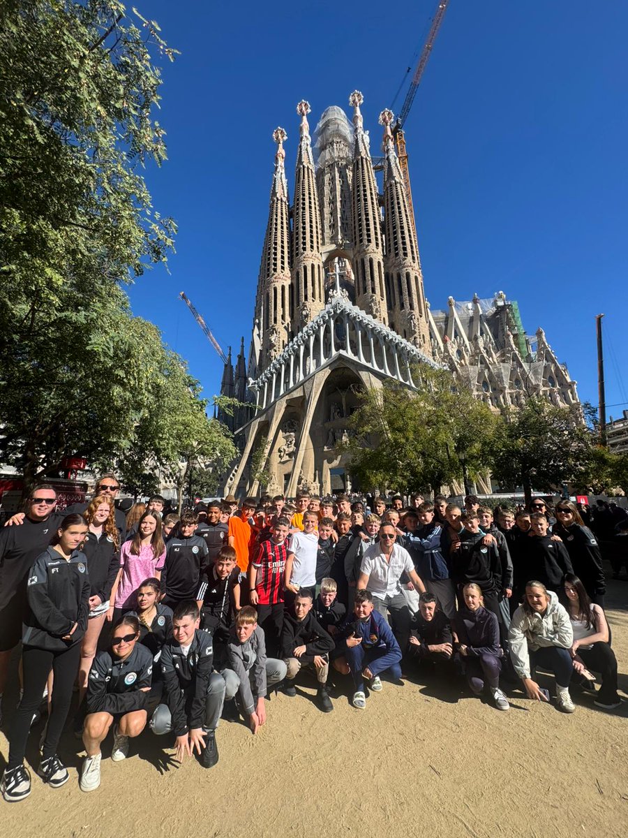 SLT Tours tweet media