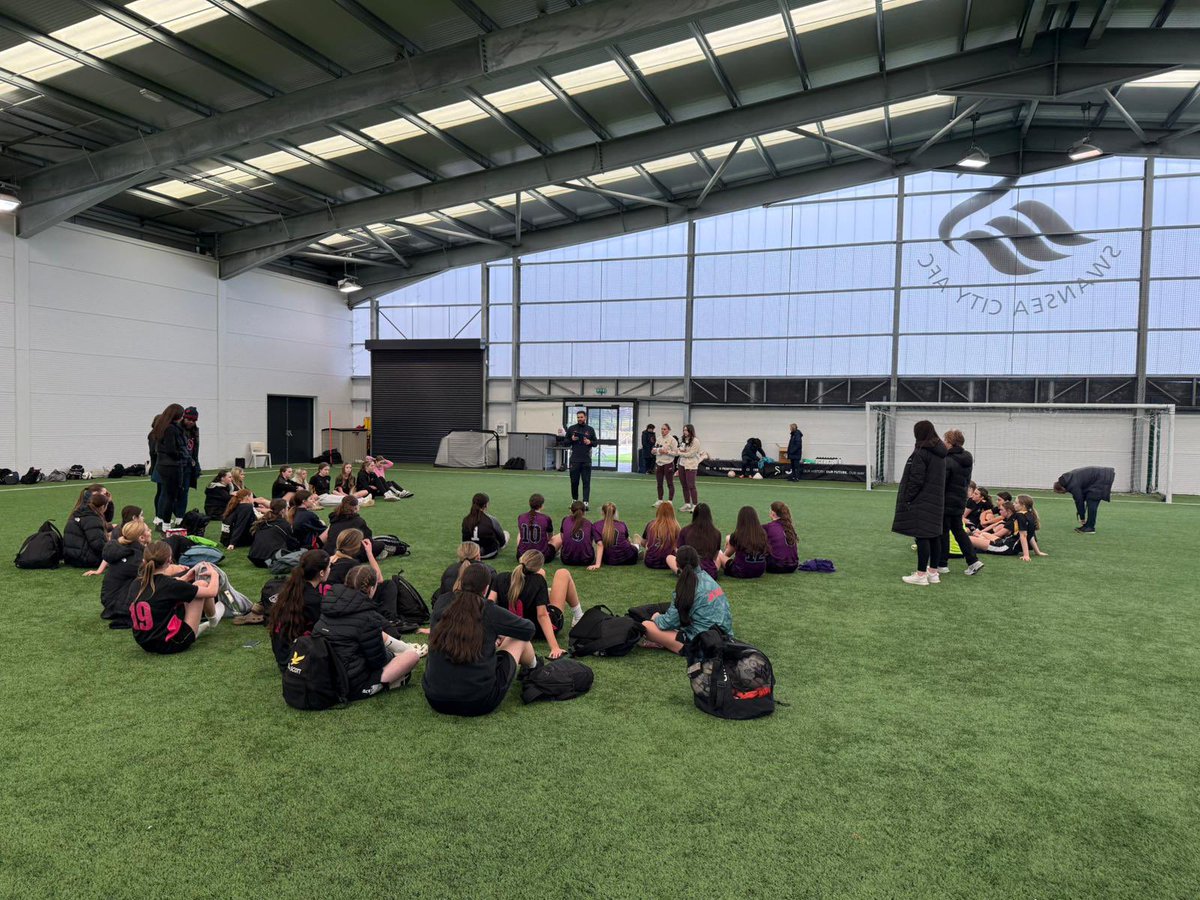 MCS PE Dept tweet media