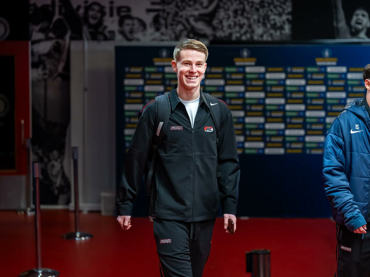 MAJ Transfetmarkt (11.03.26)

📈
Goes 15M (+3M)

van Duijl 800K (+400K)

de Wit 4,5M (+1,5M)

Chávez 4M (+1M)

Dijkstra 2,5M (+1,3M)

Koopmeiners 10M (+2M)

Boogaard 3M (+2,4M)

Smit 25M (+3M)

Daal 2M (+500K)

Oufkir 4M (+2,8M)

Hornkamp 3M (+1,5M)

📉

Patati 6M (-1,5M)