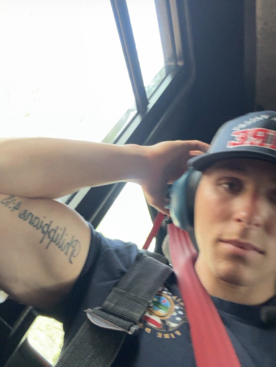 DixieChasing tweet media