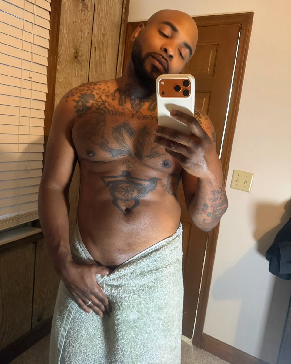 Chocolate Reign tweet media