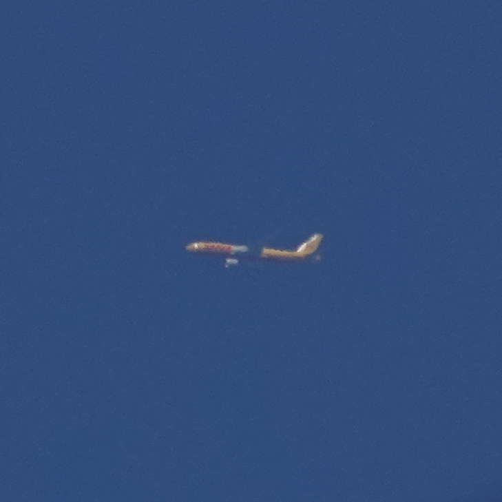 ponta70718103's tweet image. 昨日の #freighter #エアカーゴ #上空通過機
・3S594便B777-F(D-AERB)  NRT→HKG  30,000ft.
#Aerologic #BOX
・FX9128便B777-F(N858FD)  ANC→HKG  36,000ft.
#FedExExpress #FDX