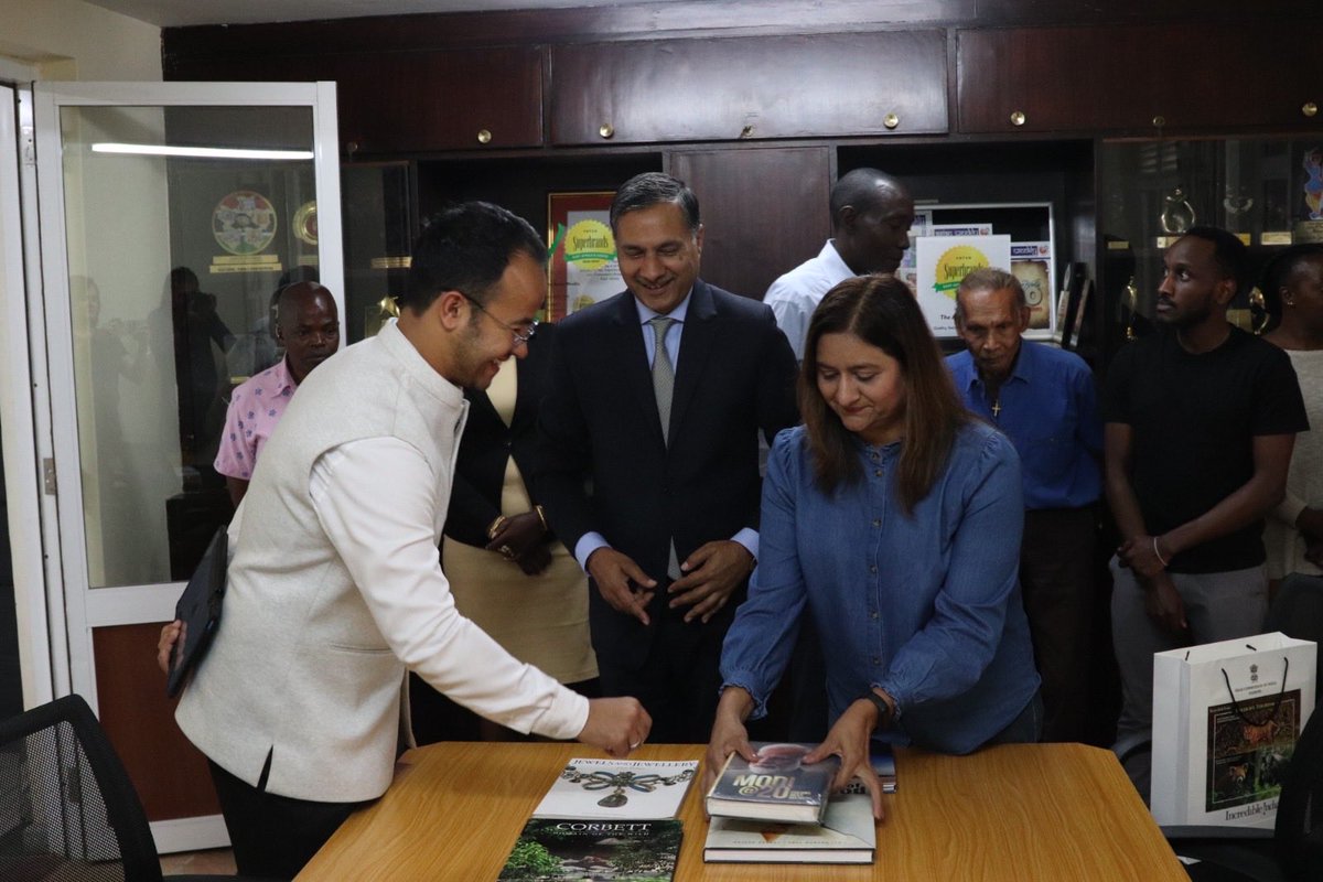 India in Kenya tweet media