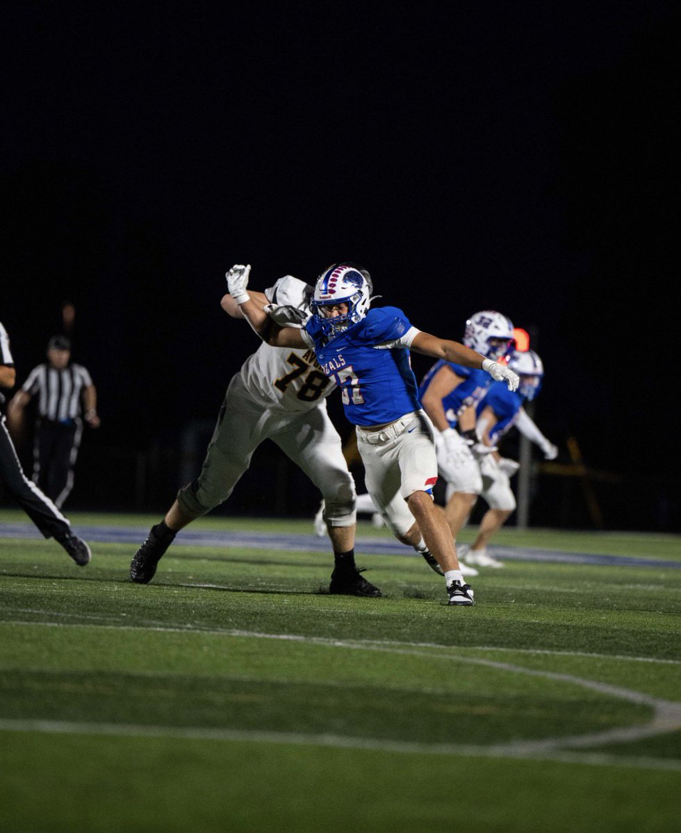6’1 200 lbs
C/O 2027
ATHLETE
HSE HS (IN) 6A
4.47 40 (laser) | 42.2” Vert | 10’3 Broad
4.11 Shuttle (laser)
Bench 325 | Squat 465 | Clean 315

9.5 sacks last season.
Ready to prove it at the next level.

Film: hudl.com/profile/195584…
#AGTG #godstiming
<a href="/AustinSchaffer2/">Austin Schaffer</a> <a href="/IndianaNsr/">NSR Indiana Scouting</a>