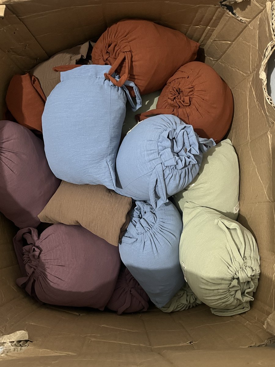 petitepicksyyy's tweet photo. SIAPA MAUU MUKENA SISA PENJUALAN. Bukan Reject yaa 🥰

Harga store 145k
Harga disini 85k

Ambil banyak lebih murah guys / Ambil 5 free item blouse atau celana yhh
✨NO LABEL BISA DIJUAL KEMBALI ✨ https://t.co/A5hA3xzTsv