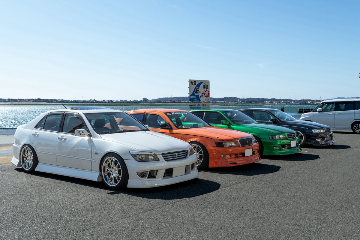 jzx100takuyan's tweet photo. 🌊⛩️🚗🤍🧡💚🖤
エアロ車ばっか😏 https://t.co/KCD7MYr8lv