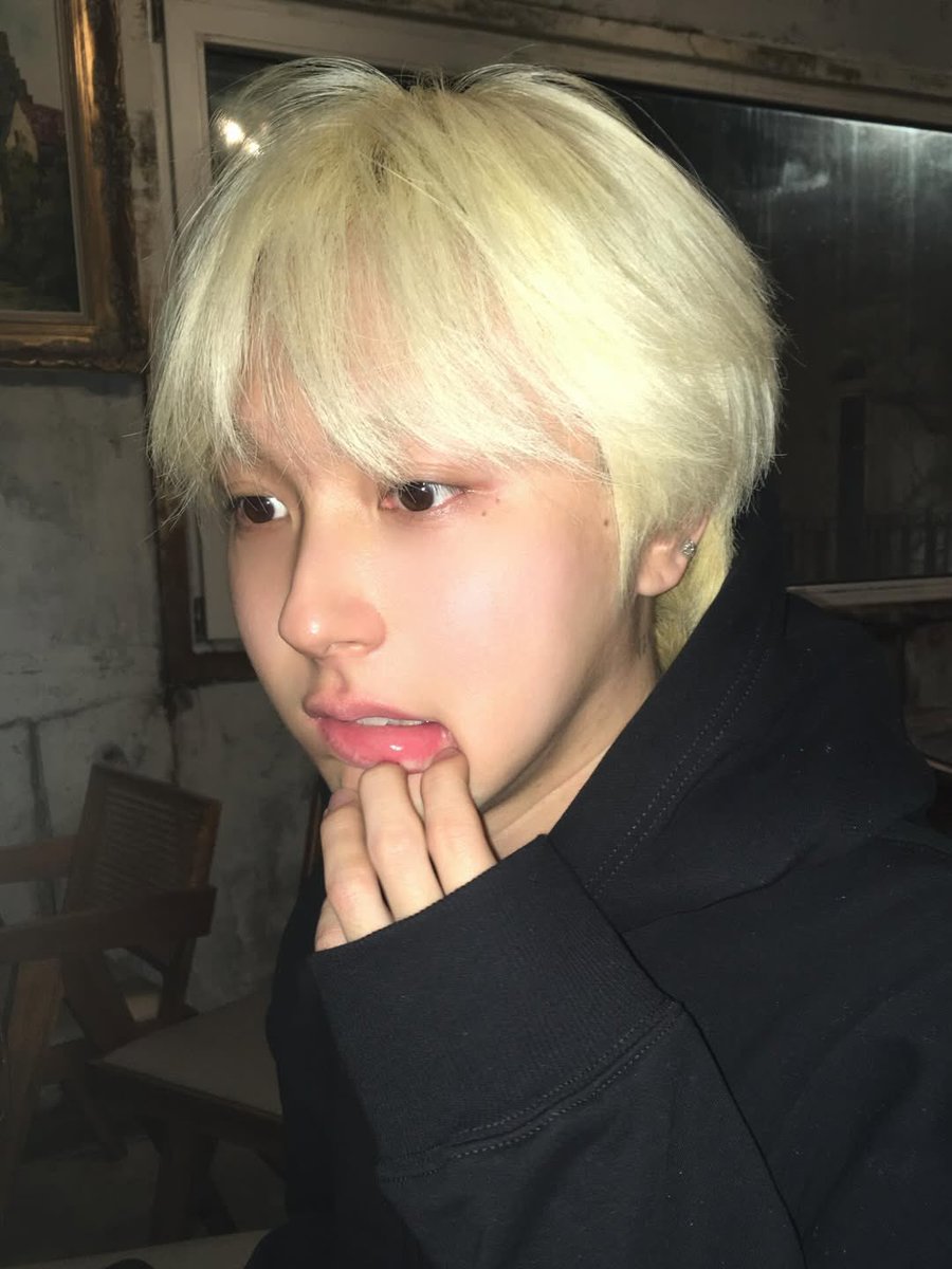 📷 260311

🛋️
🎵 GIRIBOY, Heize • Never Meant to Be