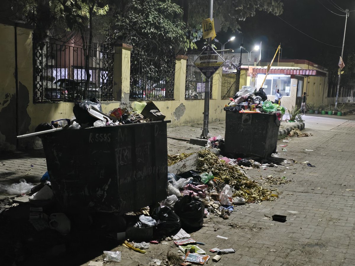 Thoughts In Time tweet media