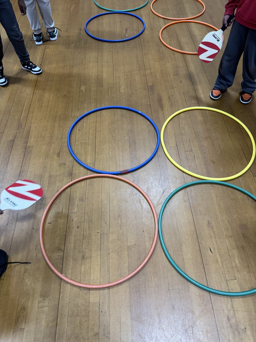 CoachProsapio's tweet photo. Hand-Eye Coordination Stations! Incorporating different sports such as football, pickleball, Kan Jam and even mini golf! https://t.co/jBWJPIOtIV