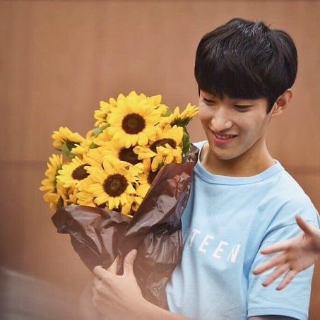 kyeomrie's tweet photo. always https://t.co/oMFyeGwDDV