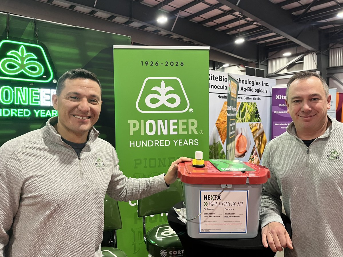 phhermans's tweet image. Speedbox combines a root growth stimulant (Terrasym) combined with a soy protein seed lubricant that increases fine hair root growth and nutrient uptake especially in tougher soils and cooler planting conditions. Specific for corn and soybeans in an easy to apply pail. #NewIdeas