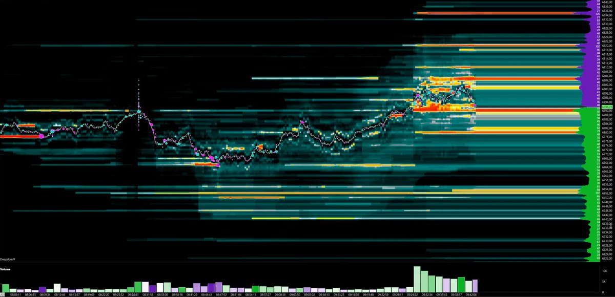 𝔸𝕫𝕒𝕕 tweet media