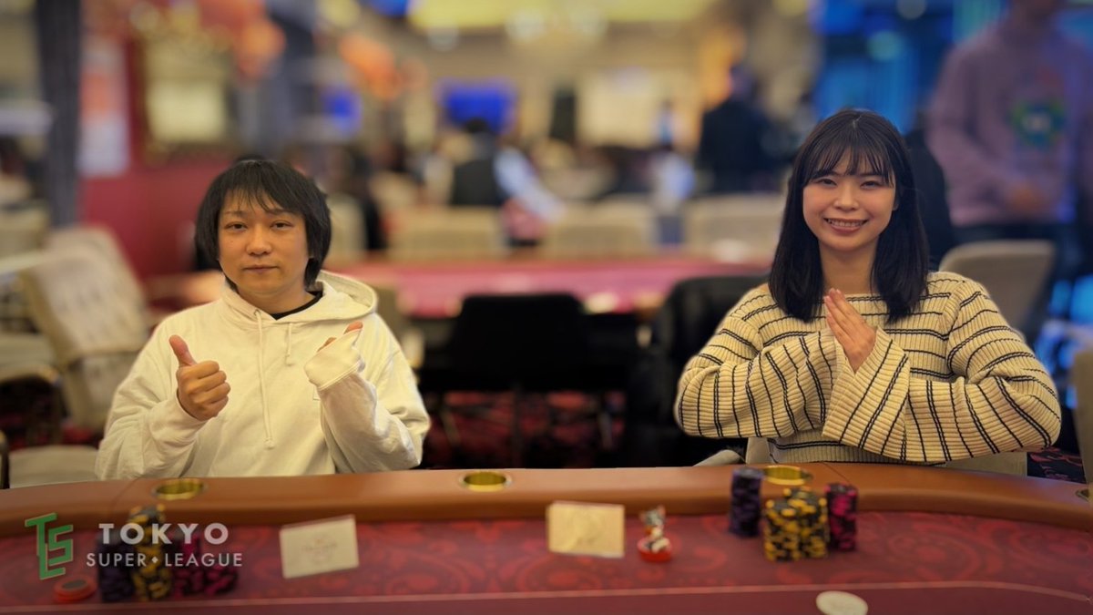 tsl_2025's tweet image. 【第2期 TOKYO SUPER LEAGUE 】
#TSL #第2期TSL

― 第17節 The Choice ―

いよいよヘッズアップです！

💛総武LAGUE：NL Hold'em💛
【中野TRIGGER】
きくちゃん選手
     vs
【illmaga】
あお選手

┈┈┈┈┈┈┈┈┈┈
配信🎬は丸の内LEAGUE❤️
種目は『Freeze Out』です！
youtube.com/live/QEqCVycvx…