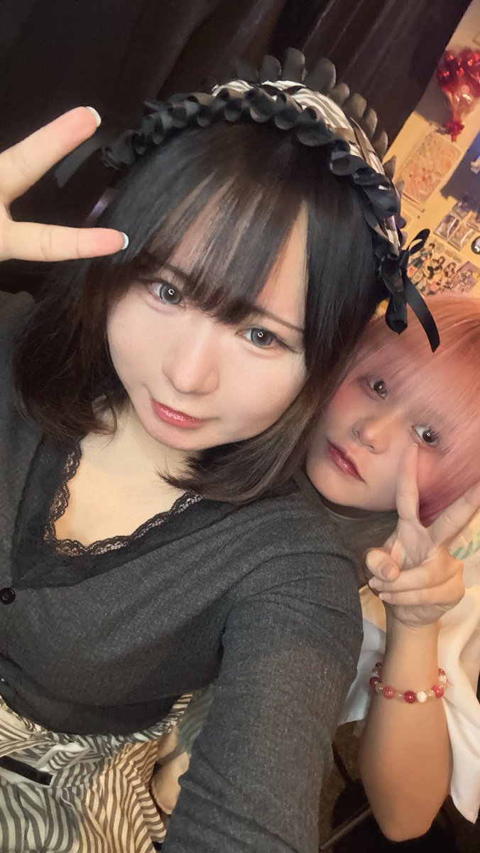 ﾛ‼️
ギャルが映り込んでくれた^^👍👍👍👍
ギャル(みちるちゃん)と、5時までまてりにょす🎶