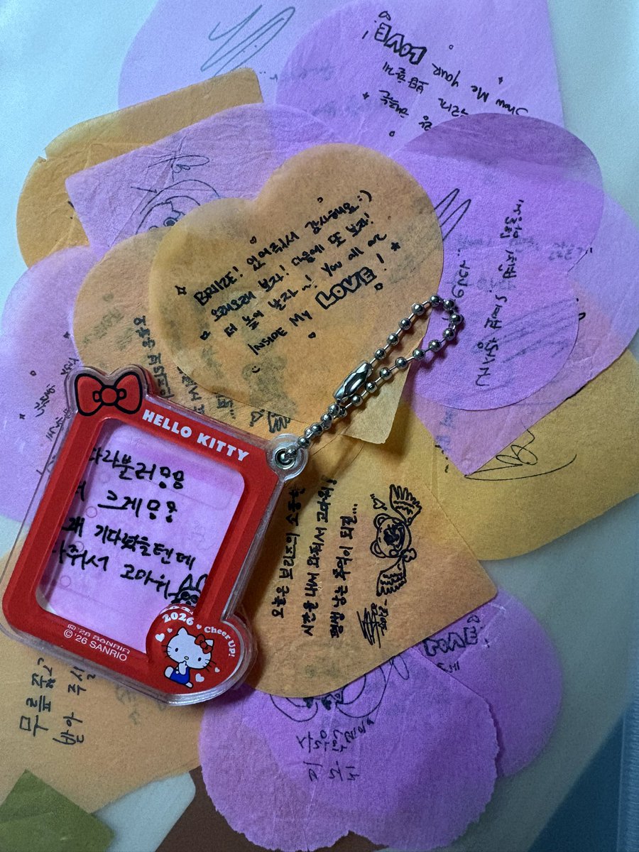 헬로삔 tweet media