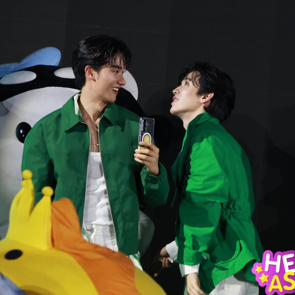 the different angles of tay tawan being whipped for his hin

GF MEGA GALE EVENT
#GrabFoodMegaGaleถูกกว่าชัวร์Event
#เตนิว #TayNew