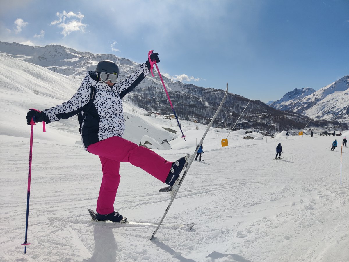 Pure_Wander's tweet image. NEW! Cervino vs. Aosta: How to Plan a Girls’ Ski Trip in Italy purewander.com/cervino-vs-aos… via @pure_wander #ttot