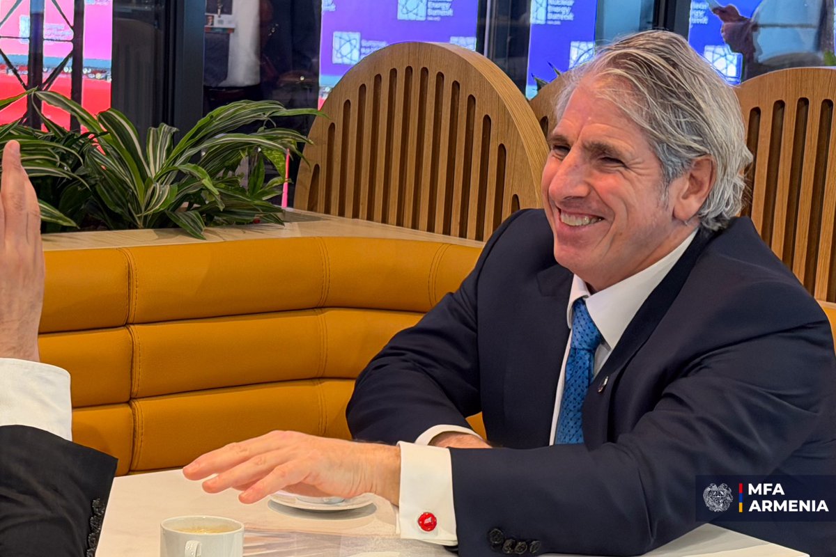 Ararat Mirzoyan tweet media