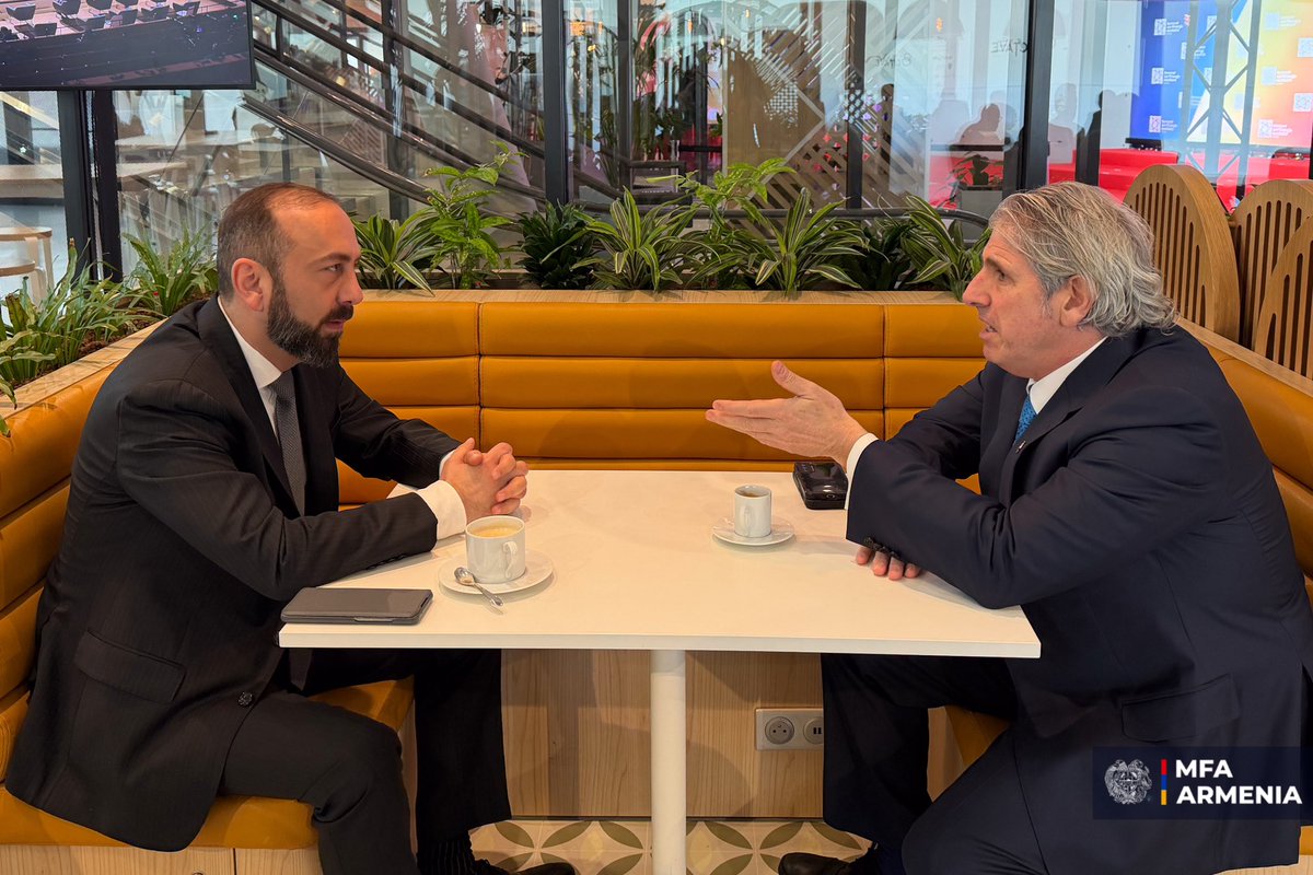 Ararat Mirzoyan tweet media