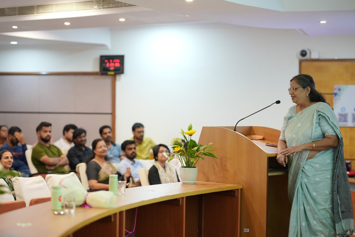 CSIR_NIScPR's tweet image. .@gvrayasam Director, @CSIR_NIScPR, was Chief Guest in the International Women’s Day program @ESSO_NCESS , Thiruvananthapuram.

She spoke on “Contributions of CSIR-NIScPR in #ScienceCommunication &amp;amp; #PolicyResearch and vital role of women in #science”

@DrJitendraSingh  @moesgoi