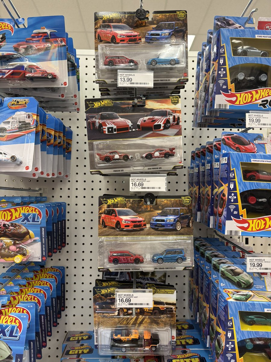 toypicsdude tweet media