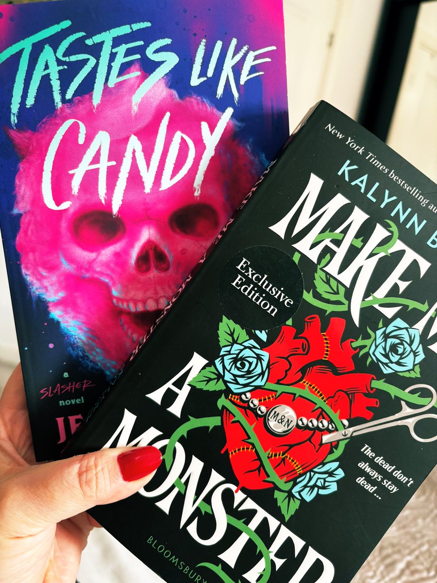 LiteratureBitch's tweet photo. I’m in a YA Horror kind of mood today 🩷🖤 

#amreading https://t.co/eGvNWtDNmX