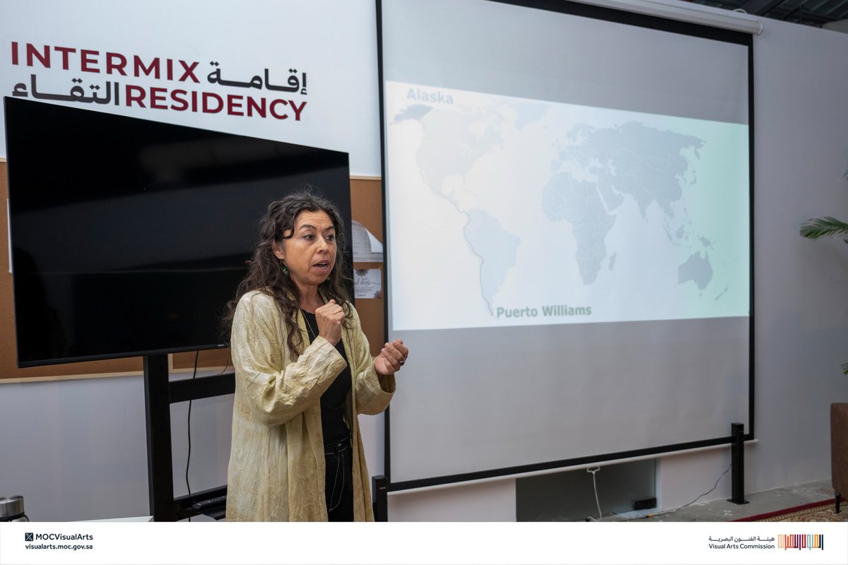 هيئة الفنون البصرية tweet media